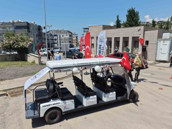 HASTALARIN 300 METRELİK ZORLU YOLUNA İSKENDERUN BELEDİYESİ’NDEN RİNG ARAÇLI ÇÖZÜM