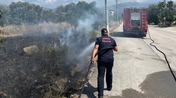 ARSUZ’DA BAHÇE YANGINI