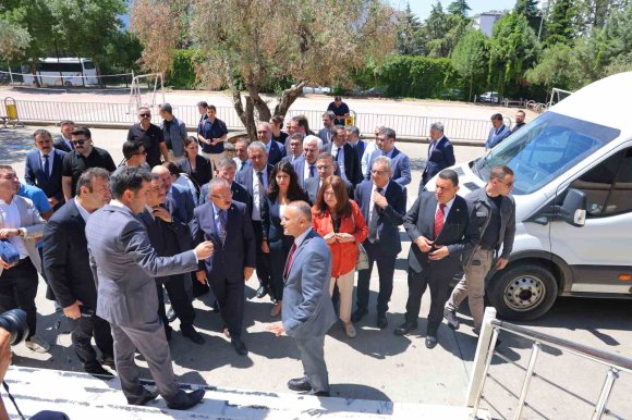 TBMM KOMİSYONU AYSER ÇALIK ORTAOKULU’NDA İNCELEMELERDE BULUNDU