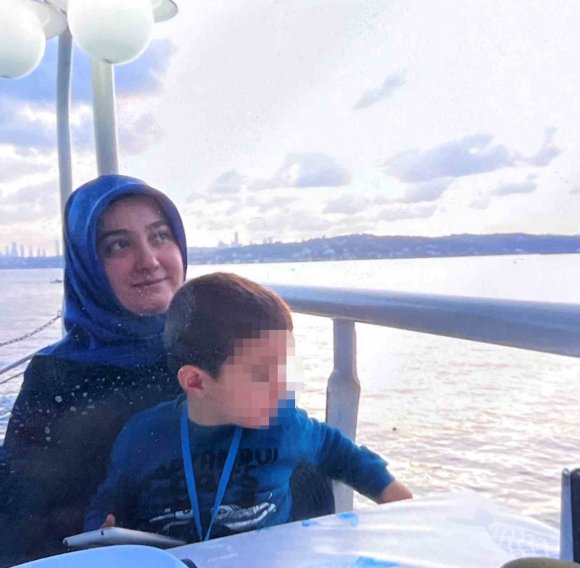 TAYİN TARTIŞMASINDA ÖĞRETMEN EŞİ VE KAYINPEDERİNİ POMPALI TÜFEKLE ÖLDÜREN ZANLI ADLİYEYE SEVK EDİLDİ