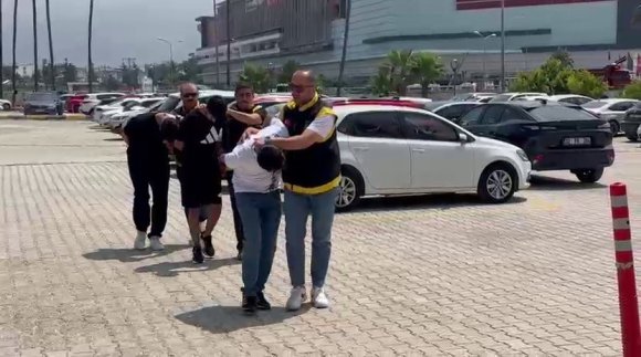 İSKENDERUN’DA EVİNDE SİLAH YAKALANAN ŞAHIS TUTUKLANDI