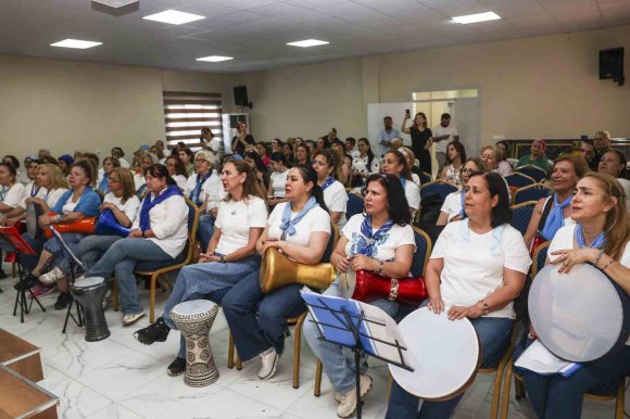 MEZİTLİ’NİN KADINLARI HATAY’DA DAYANIŞMA İÇİN BULUŞTU