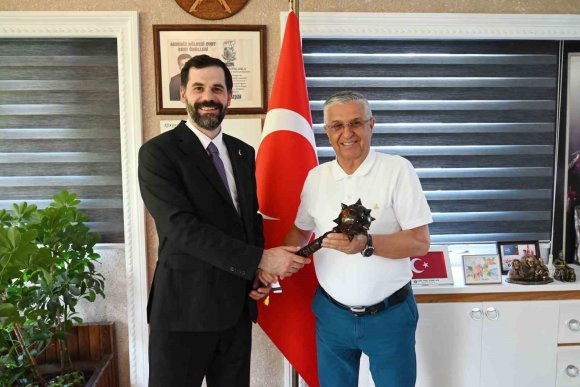 UKRAYNALI ÇOCUKLAR KEMER’DE AĞIRLANACAK