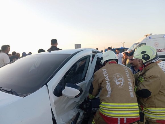 KUMLU’DA TRAFİK KAZASI: 4 YARALI