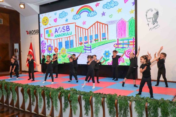 AOSB ANAOKULU’NDA İLK MEZUNİYET HEYECANI