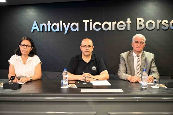 SEKTÖR TEMSİLCİLERİNE B-REÇETE SİSTEMİ ANLATILDI