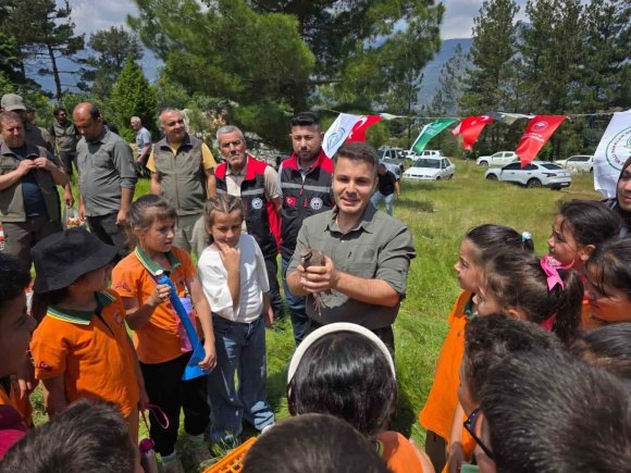 POZANTI’DA DOĞAYA 300 KINALI KEKLİK SALINDI