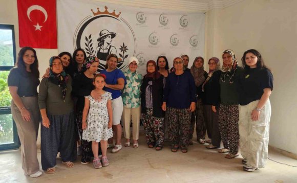 KARAÖZ’DE KADINLAR KOOPERATİF ÇATISI ALTINDA BİRLEŞTİ
