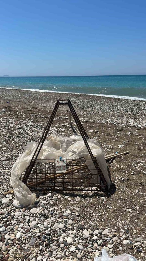 CARETTA CARETTA YUVASININ ÜZERİNDE MANGAL ATEŞİ YAKTILAR