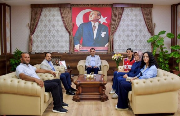 DÖRTYOLLU SENA HENTBOL MİLLİ TAKIMINDA MEMLEKETİNİ TEMSİL EDECEK