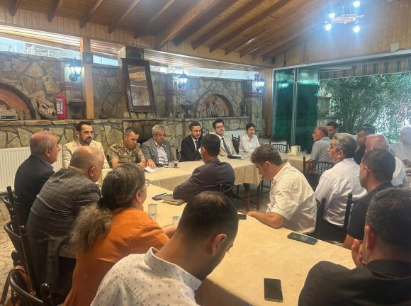 DEFNE’DE MUHTARLAR TOPLANTISI GERÇEKLEŞTİRİLDİ