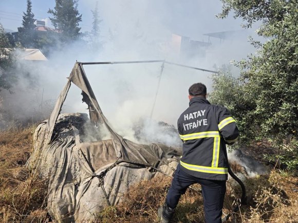 HASSA’DA BAHÇE YANGINI