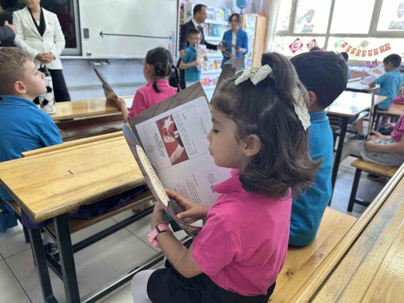 BURDUR’DA 42 BİN 82 ÖĞRENCİ KARNE ALARAK YAZ TATİLİNE BAŞLADI