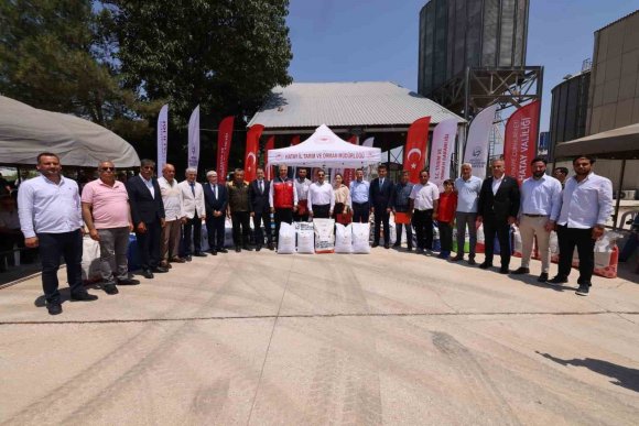 KIRIKHAN’DA 30 MİLYON LİRALIK TOHUM DESTEĞİ ÜRETİCİLERE ULAŞTIRILDI