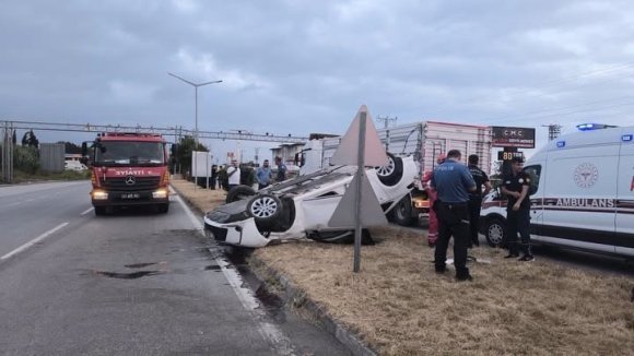 DÖRTYOL’DA TAKLA ATAN OTOMOBİLİN SÜRÜCÜSÜ YARALANDI