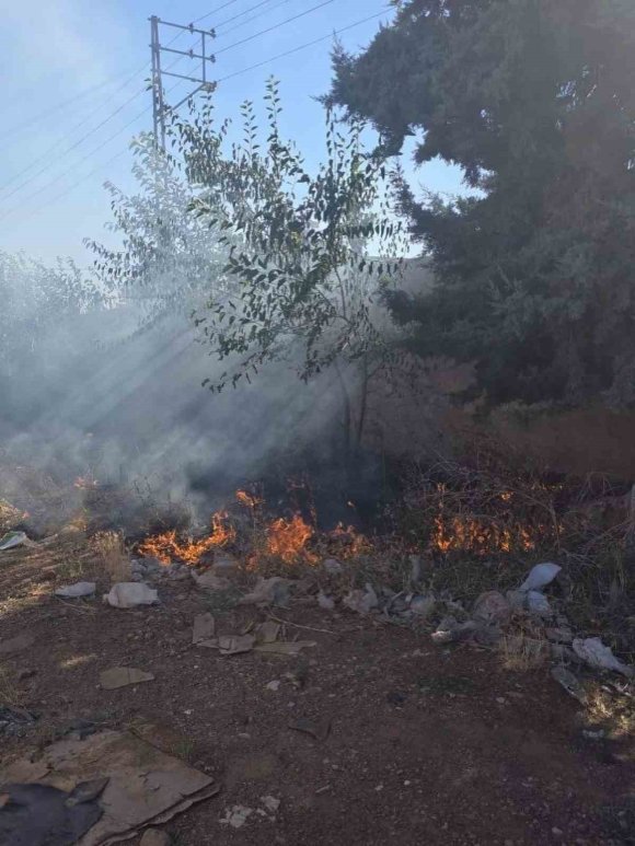 HASSA’DA BAHÇE YANGINI