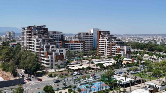 ANTALYA’DA YARGIYA TAŞINAN 20 BİN TL’LİK AİDAT KRİZİNDE YÖNETİMDEN "16 MİLYON LİRA BORÇ" SAVUNMASI