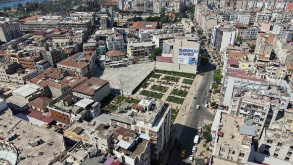 MERSİN’DE ZAFER ÇARŞISINDA DÖNÜŞÜM SÜRÜYOR