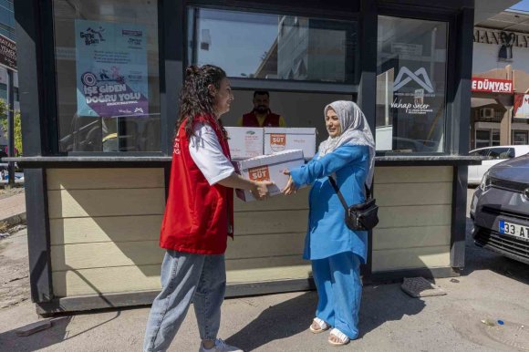 MERSİN’DE ANNE ADAYLARINA HAMİLELİK BOYUNCA SÜT DESTEĞİ