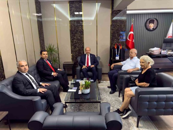 KKTC 5. CUMHURBAŞKANI TATAR, ANAMUR ADALET SARAYINI ZİYARET ETTİ