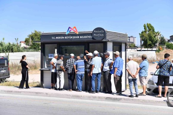MERSİN’DE MAHALLE MUTFAKLARI 59 NOKTADA HİZMET VERİYOR