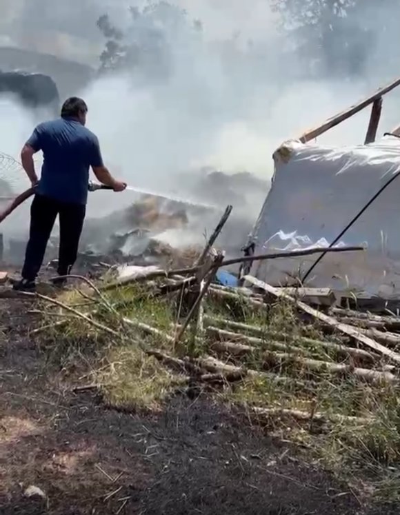 BURDUR’DA SAMANLIK YANGINI