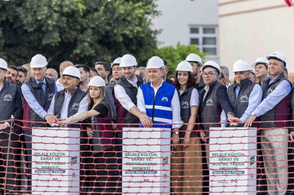TARSUS’TA KÜLTÜR, SANAT VE SOSYAL YAŞAM MERKEZİNİN TEMELİ ATILDI