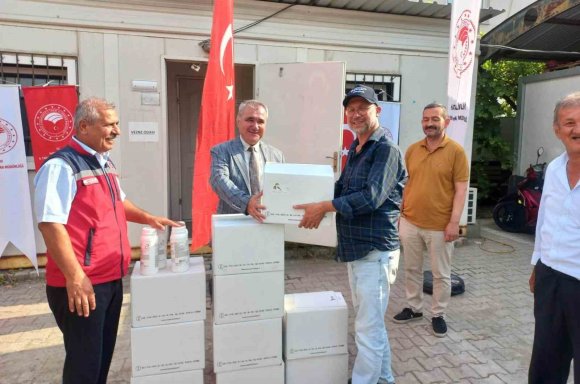 ERZİN’DE TURUNÇGİL ÜRETİCİLERİNE PORTAKAL YAĞI DESTEĞİ