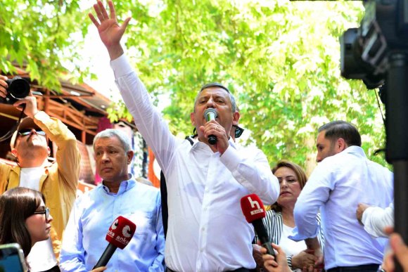 ÖZGÜR ÖZEL: "YA BİR YOL BULACAĞIZ YA BİR YOL AÇACAĞIZ"