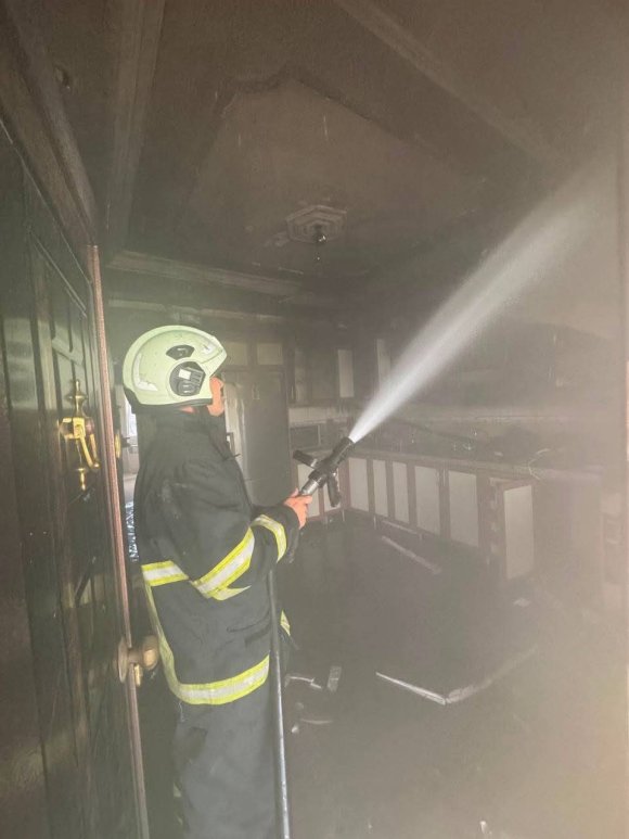 ARSUZ’DA EV YANGINI