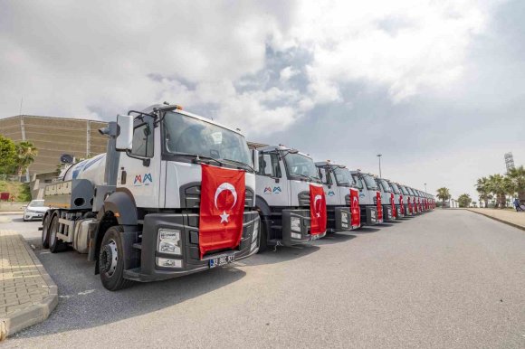 MERSİN BÜYÜKŞEHİR BELEDİYESİ ARAÇ FİLOSUNU GÜÇLENDİRİYOR
