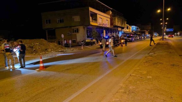 HATAY’DA SİLAHLI KAVGA KAMERADA: 2 YARALI