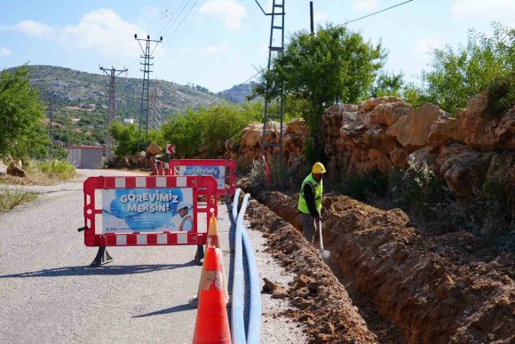 SİLİFKE’DE 30 YILLIK SU DEPOSU YENİLENDİ, 2 BİN 100 METRELİK HAT TAMAMLANDI