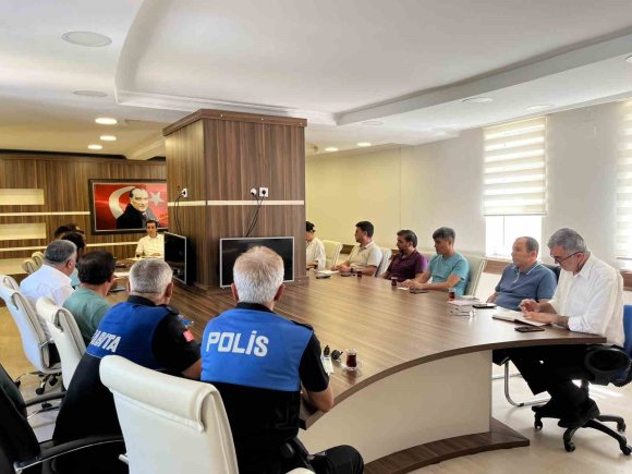 BOZYAZI’DA BOĞULMA VAKALARINA KARŞI ÖNLEMLER MASAYA YATIRILDI