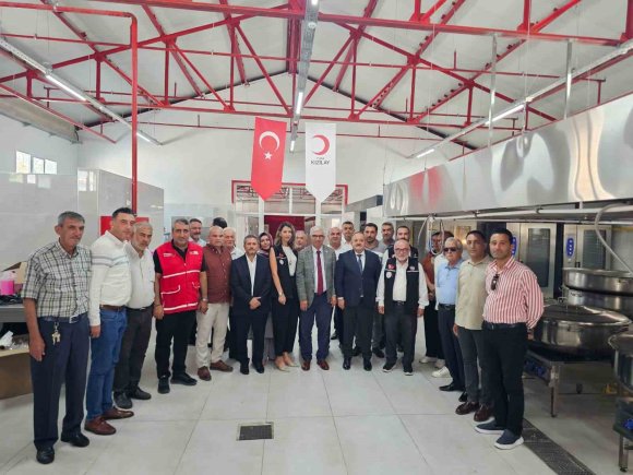 KIZILAY’DAN MAHALLE ODAKLI YENİ KAN BAĞIŞI SEFERBERLİĞİ