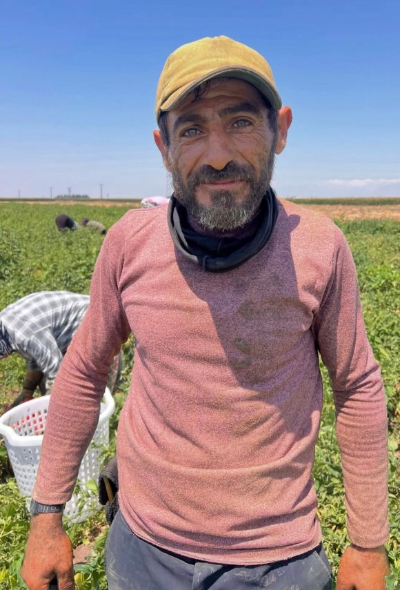 TRAFİK KAZASINDA AĞIR YARALANAN TARIM İŞÇİSİ ÖLDÜ