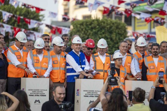 MERSİN’DE DEV KAVŞAK PROJESİNİN TEMELİ ATILDI