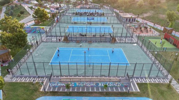 15 TEMMUZ SPOR VADİSİ’NDE ÖDÜLLÜ TENİS TURNUVASINDA ŞAMPİYONLAR BELLİ OLDU