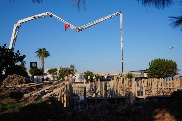 ERDEMLİ OKUMA VE DERS ÇALIŞMA MERKEZİ’NİN TEMELİ ATILDI