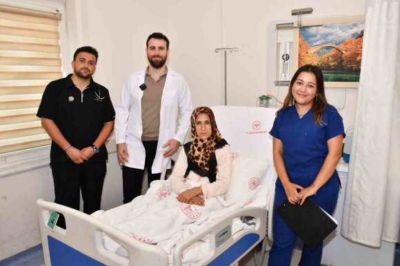 ALANYA EAH’DE İLK KEZ KAPALI YÖNTEMLE YEMEK BORUSU KANSERİ AMELİYATI GERÇEKLEŞTİRİLDİ