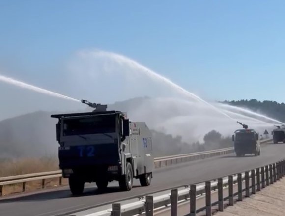 KONTROL ALTINA ALINAN ORMAN YANGININDA PEŞ PEŞE SIRALANAN TOMA’LARIN MÜDAHALESİ