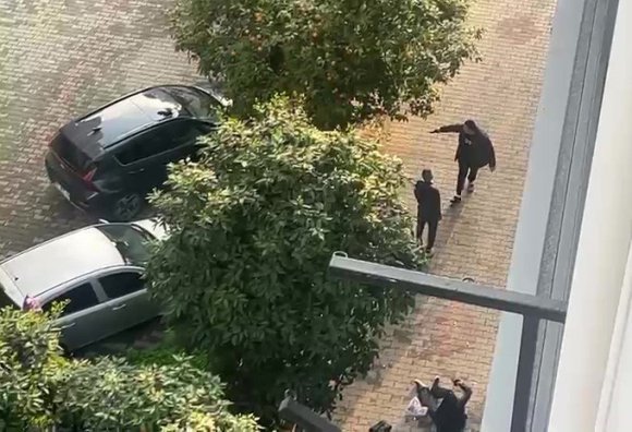 BOŞANDIĞI EŞİNİ ÇOCUKLARININ GÖZÜ ÖNÜNDE VURAN SANIĞIN YARGILANMASINA BAŞLANILDI