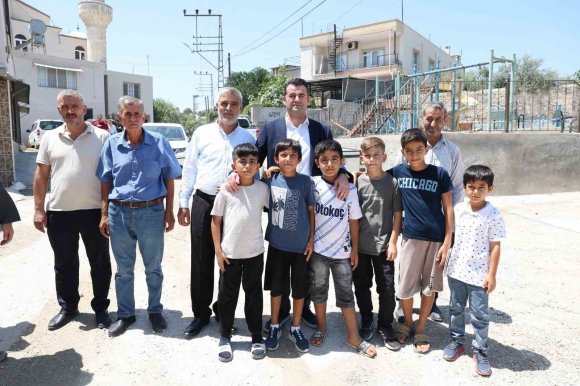 AKDENİZ’DE HİZMET MESAİSİ SAHADA: BEŞİKCİ MAHALLE SAKİNLERİYLE BULUŞTU
