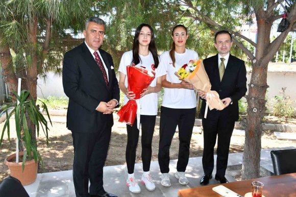 GENÇ SPORCULAR PAYAS’IN GURURU OLDULAR
