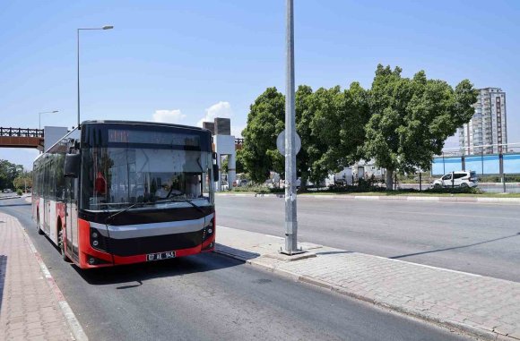 TOPLU TAŞIMA ARAÇLARININ DURAKTA BEKLEYEN YOLCUYU ALMADAN GEÇME HAKKI YOK