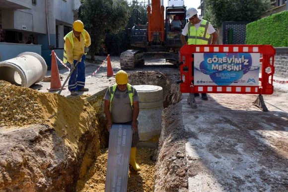 MERSİN’DE YAĞMUR SUYU ALTYAPISI GÜÇLENİYOR