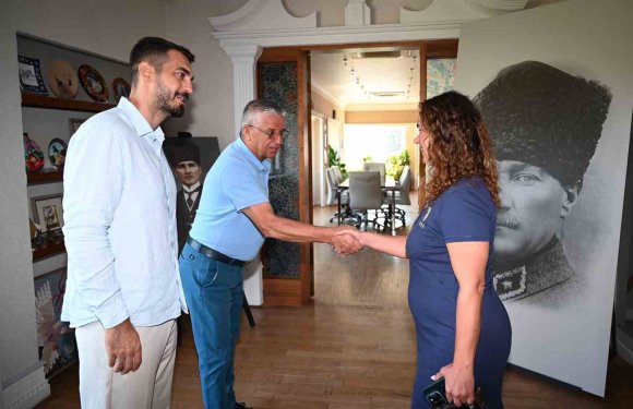 UKRAYNALI ÇOCUKLAR KEMER’DE MORAL DEPOLADI