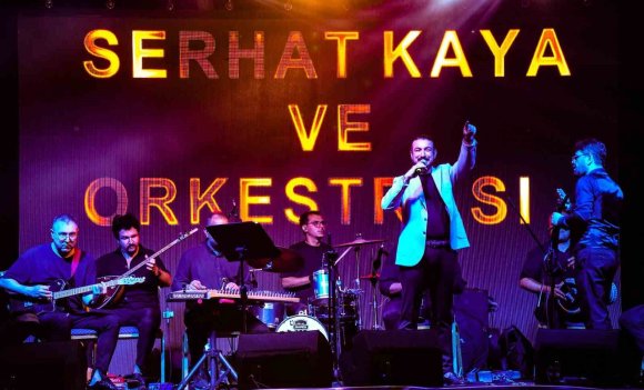 KOZAN’DA YAZ KONSERLERİ HALKI MÜZİKLE BULUŞTURUYOR