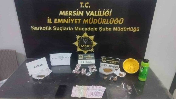 MERSİN’DE UYUŞTURUCU TACİRİ 4 ŞÜPHELİ YAKALANIP TUTUKLANDI