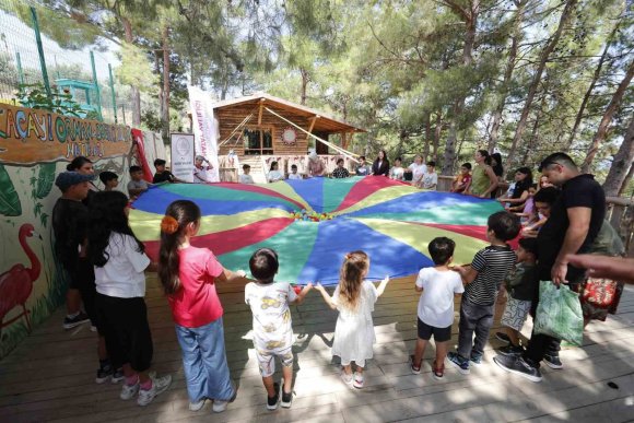 "YÜREĞİMİZDEKİ IŞIK"PROJESİ KAPSAMINDA ÇOCUKLARA DOĞAYLA İÇ İÇE EĞİTİM